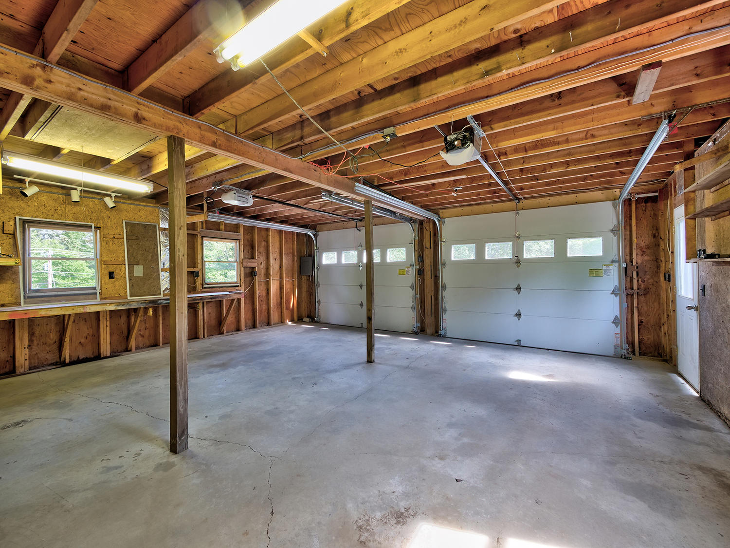 1184 Tremont Road Seal Cove, ME 04674 - Photo 29 of 37 1184GarageInterior