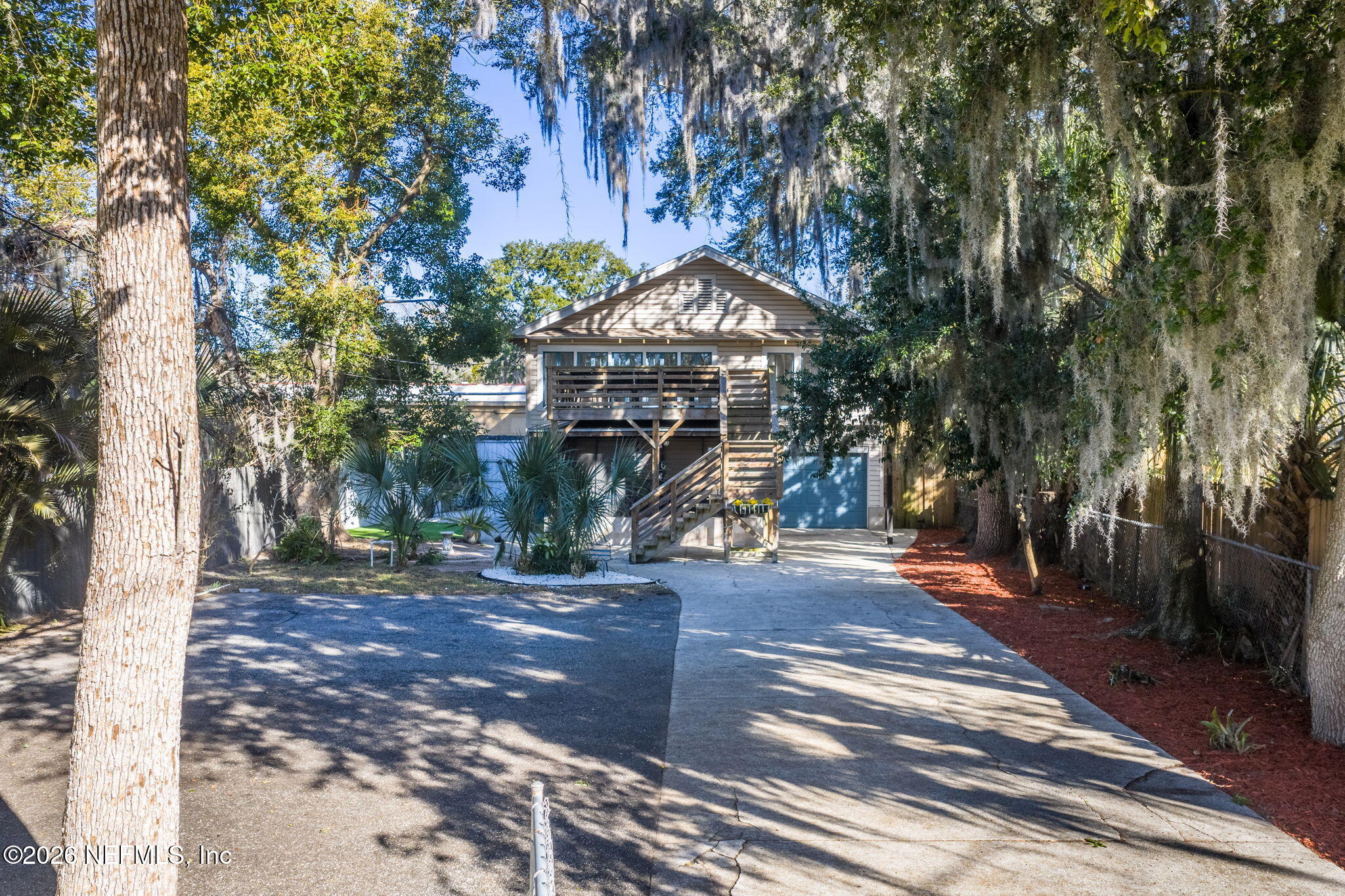 16 Myrtle Avenue St. Augustine, FL 32084 - Photo 43 of 47 a front view of a house with a yard