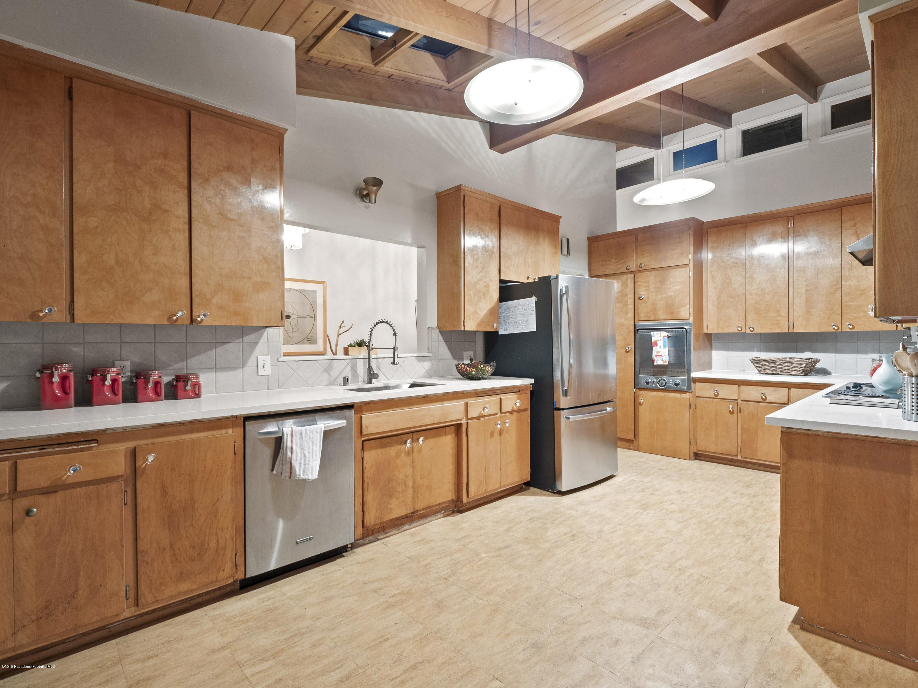4543 El Prieto Road Altadena, CA 91001 - Photo 8 of 18 P1177440