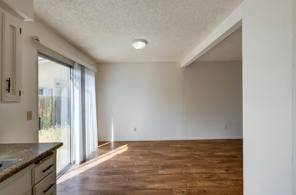 $800,000 | 2432 South Sallee Street, Visalia, CA 93277