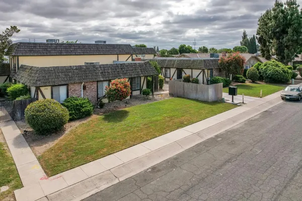 $800,000 | 2432 South Sallee Street, Visalia, CA 93277