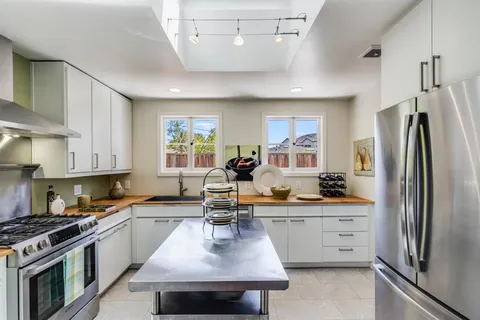 $7,800 | 831 Bruce Drive, Palo Alto, CA 94303