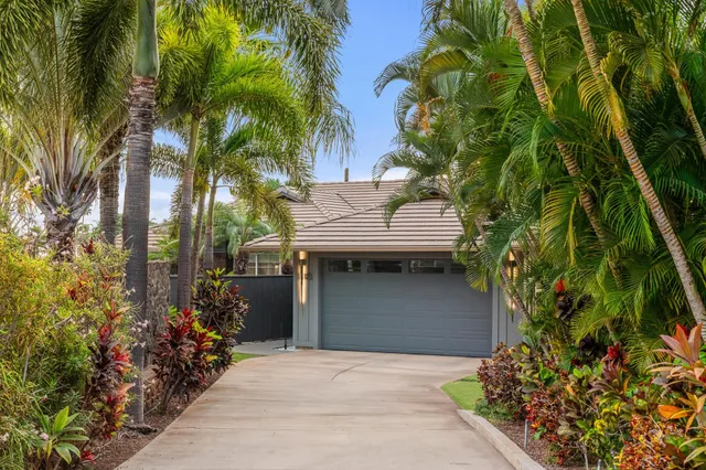 $2,595,000 | 20 Hoohale Street, Kihei, HI 96753