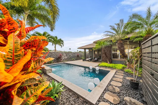 $2,595,000 | 20 Hoohale Street, Kihei, HI 96753