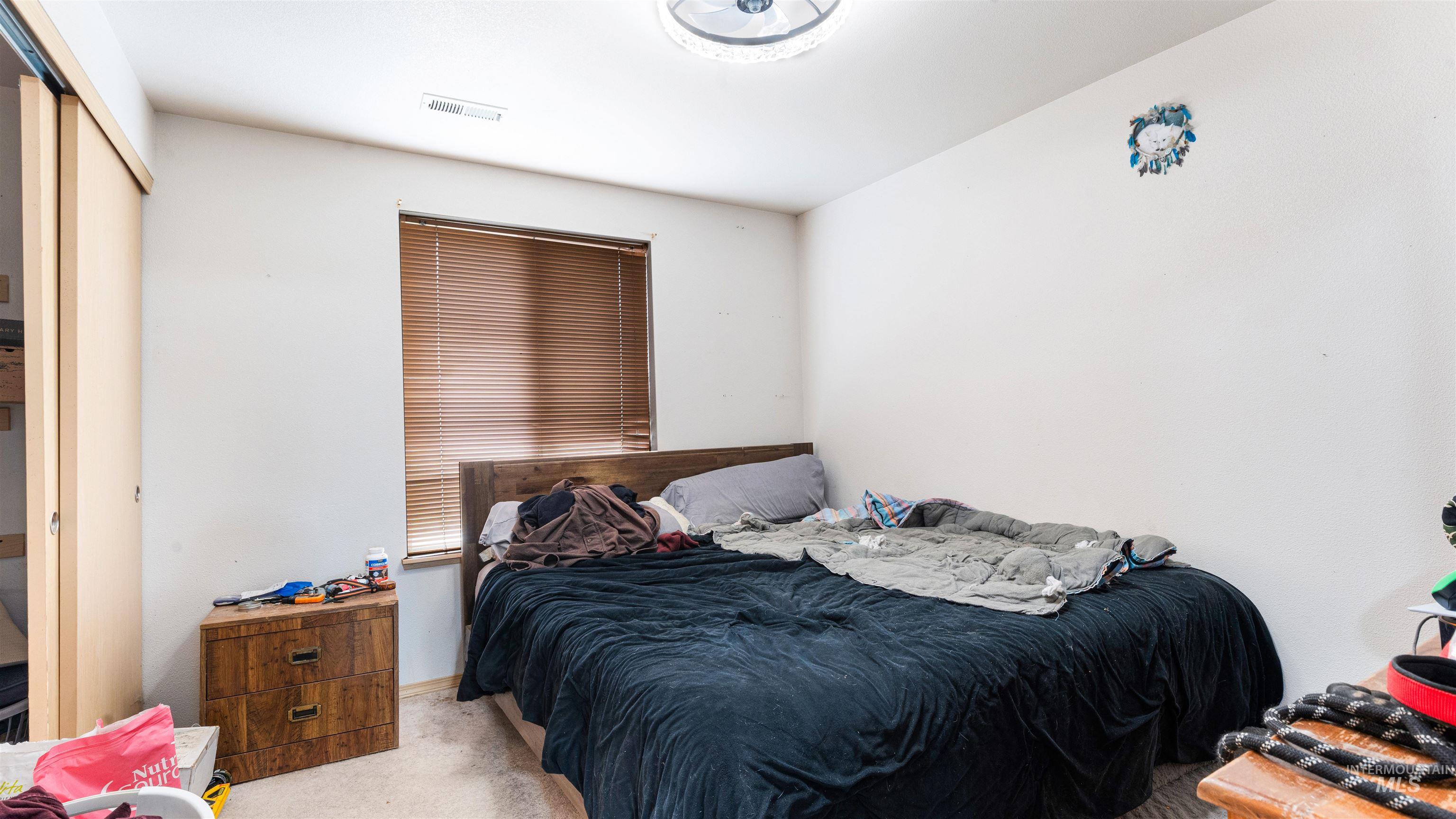 731 Tower Lane Caldwell, ID 83607 - Photo 35 of 38 View of carpeted bedroom