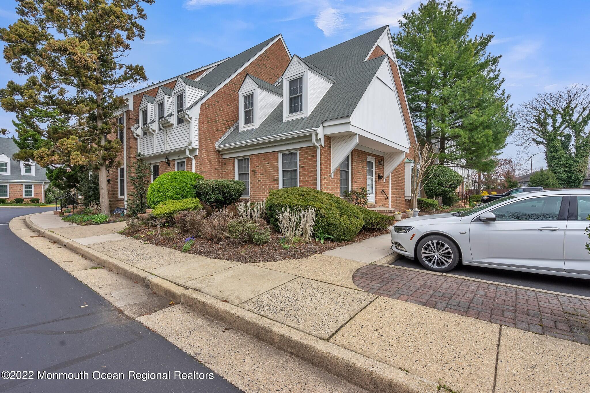 11 Wyckham Road Spring Lake Heights, NJ 07762 - Photo 2 of 28 DSC05425