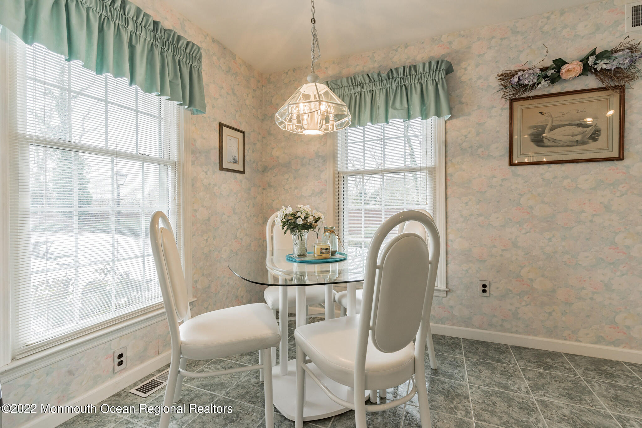 11 Wyckham Road Spring Lake Heights, NJ 07762 - Photo 7 of 28 DSC05369-10791344