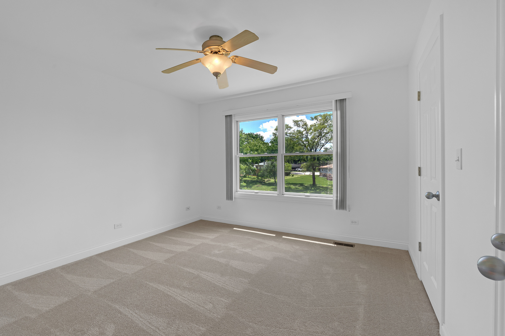 427 Natoma Avenue Addison, IL 60101 - Photo 18 of 27