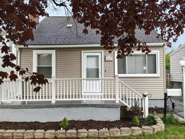 $1,900 | 1959 Harding Avenue, Ypsilanti, MI 48197