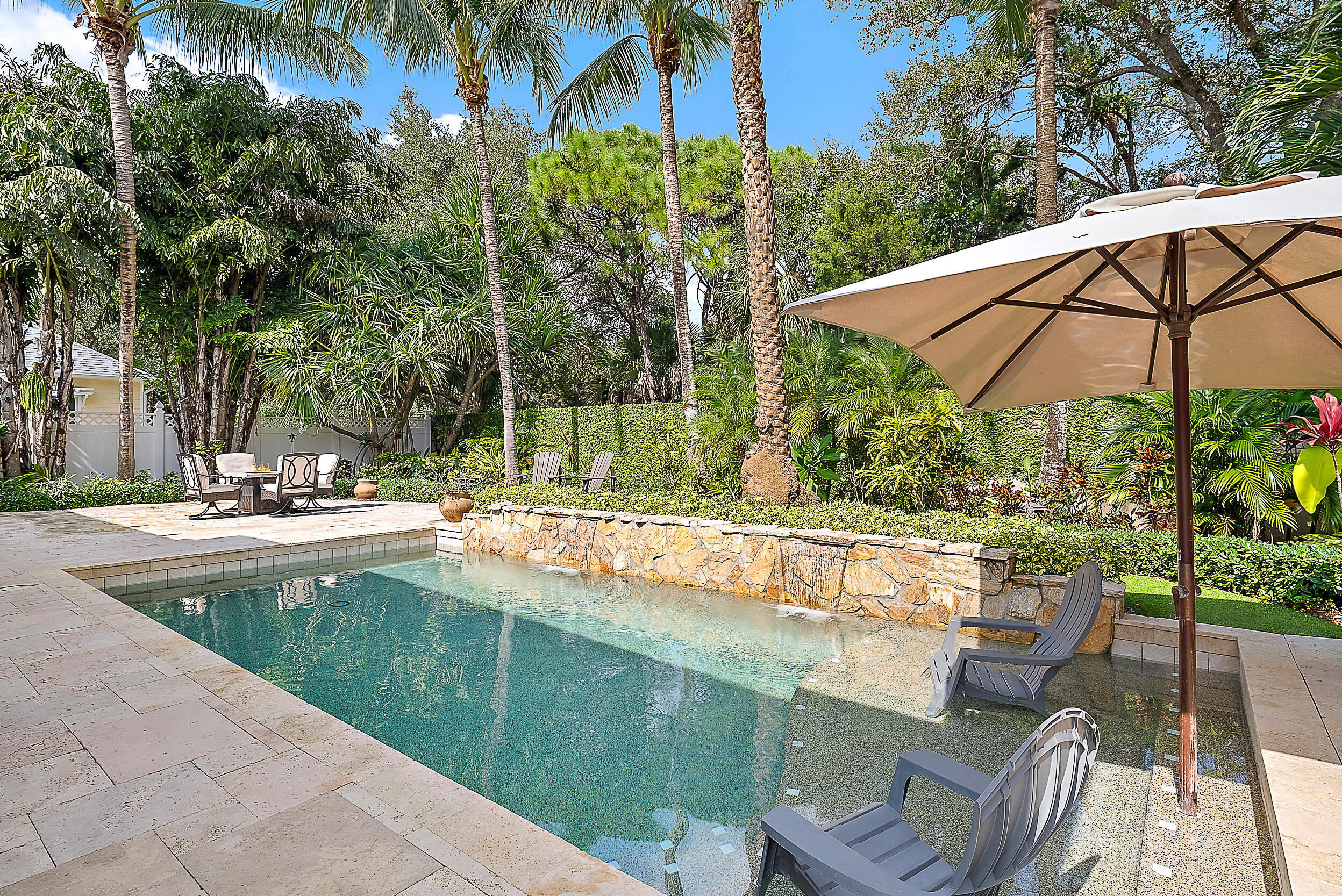 140 Sweet Bay Circle Jupiter, FL 33458 - Photo 29 of 36 Pool