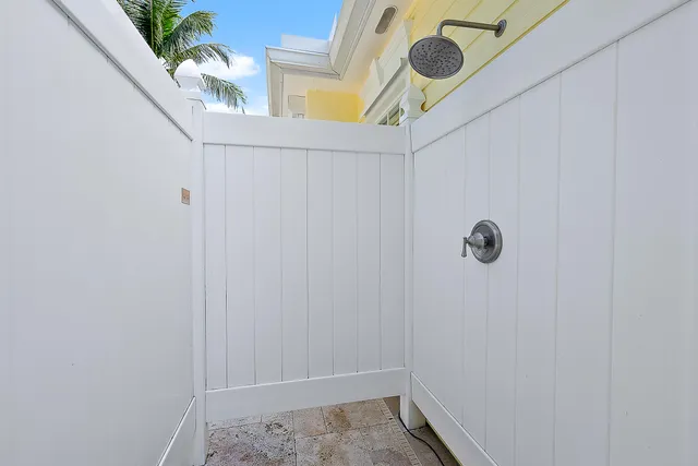 $10,000 | 140 Sweet Bay Circle, Jupiter, FL 33458