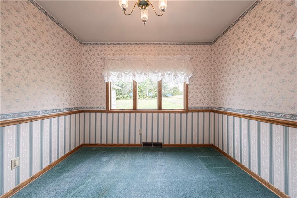 2433 Ridgewood Court New Castle, PA 16101 - Photo 20 of 38 Second bedroom also on main level