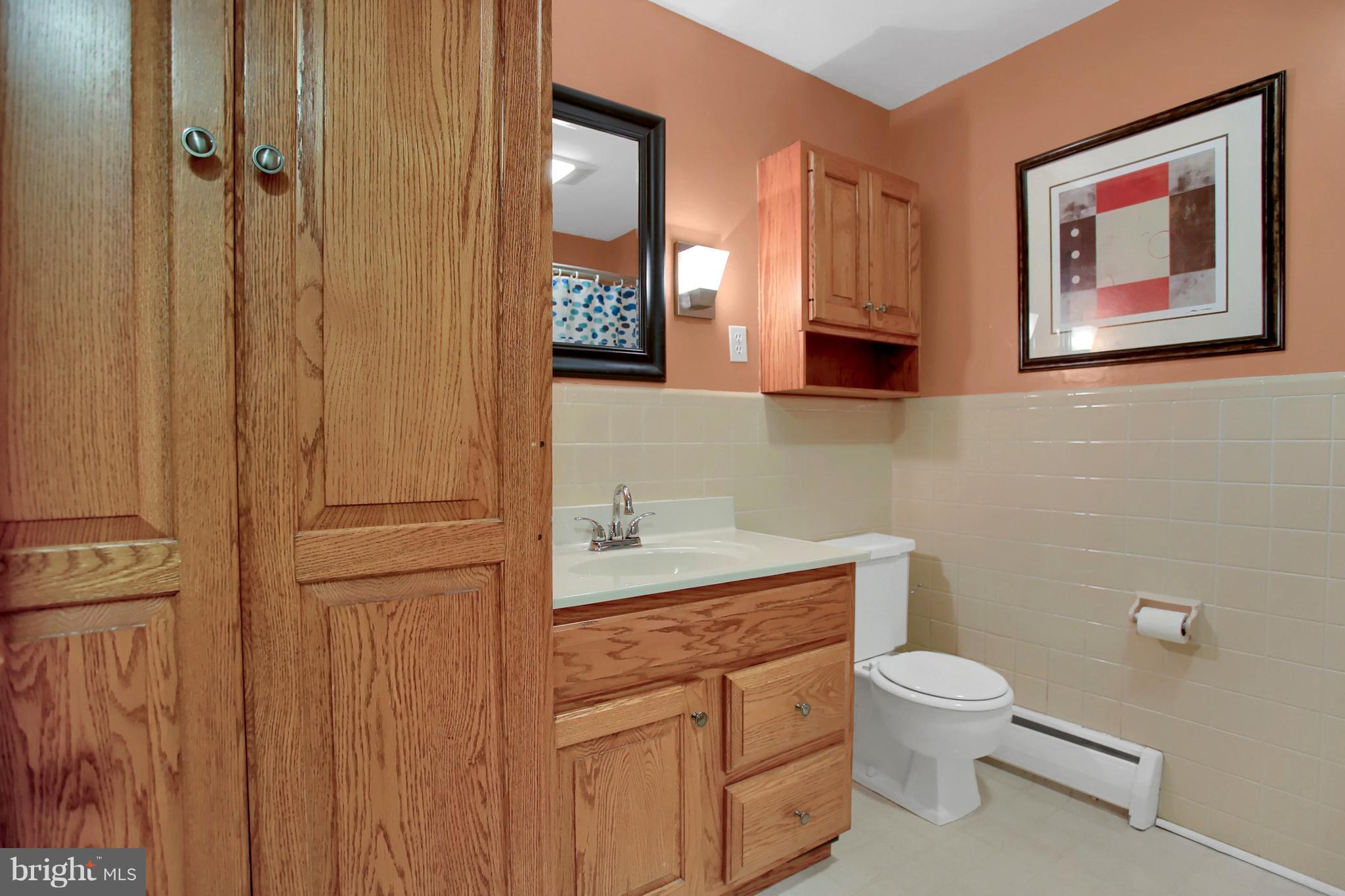 503 Colony Road Camp Hill, PA 17011 - Photo 17 of 34 Bathroom 1