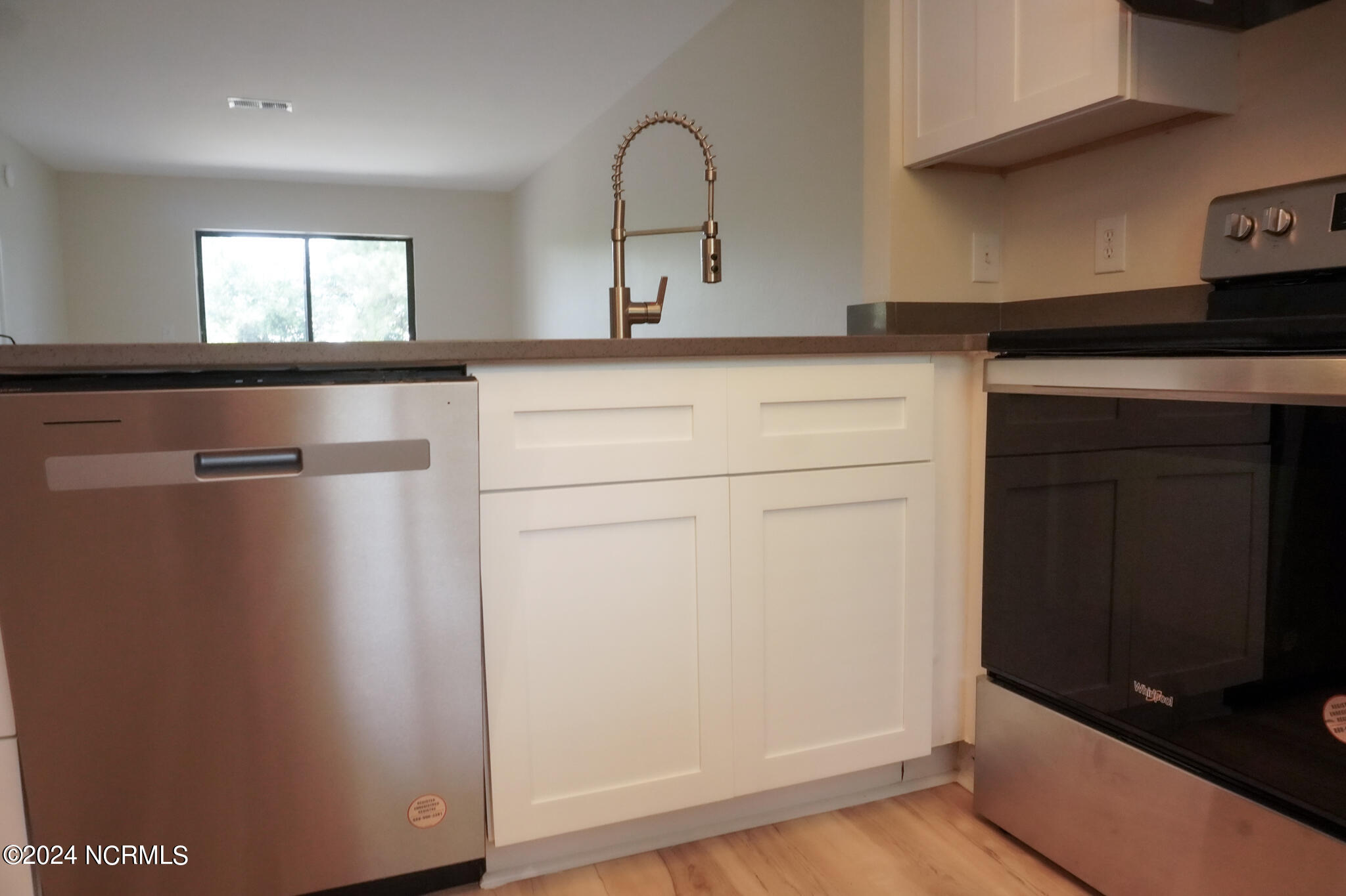 4443 Holly Tree Road Wilmington, NC 28412 - Photo 10 of 30 4443HollyTreRd-7