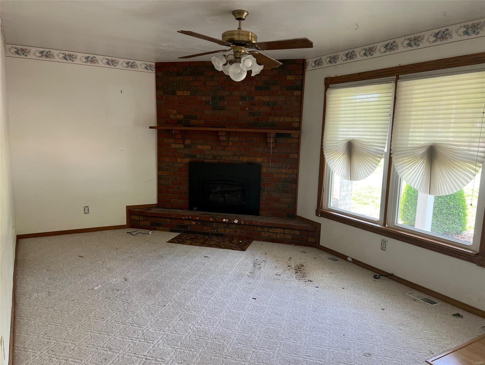 1050 Hackmann Road St. Paul, MO 63366 - Photo 3 of 12