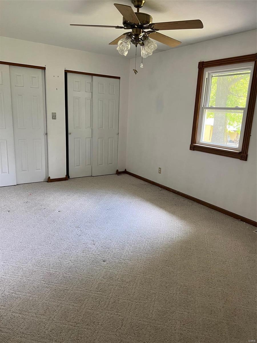 1050 Hackmann Road St. Paul, MO 63366 - Photo 5 of 12