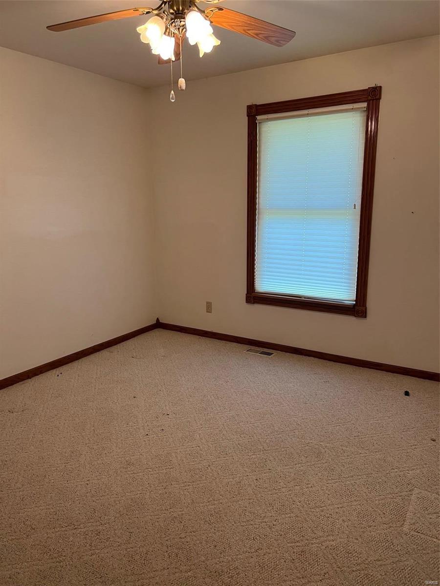 1050 Hackmann Road St. Paul, MO 63366 - Photo 6 of 12