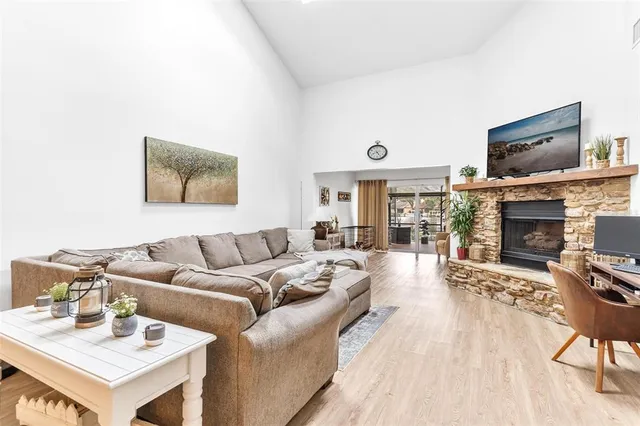 $409,000 | 1097 Palm Harbor Drive, Leesburg, FL 34748