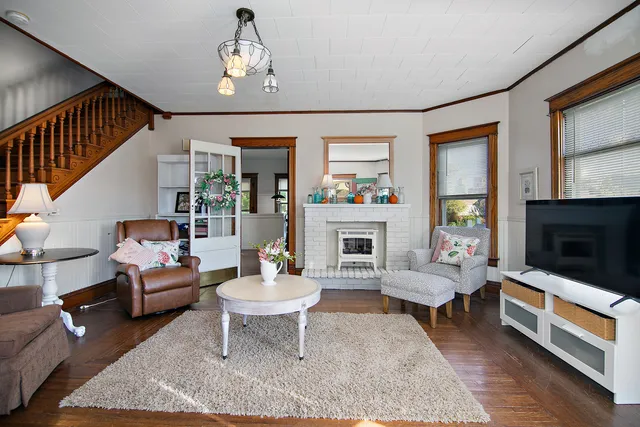 $198,000 | 105 West Dorion Street, Beaverville, IL 60912