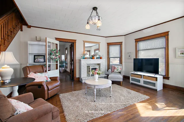 $198,000 | 105 West Dorion Street, Beaverville, IL 60912