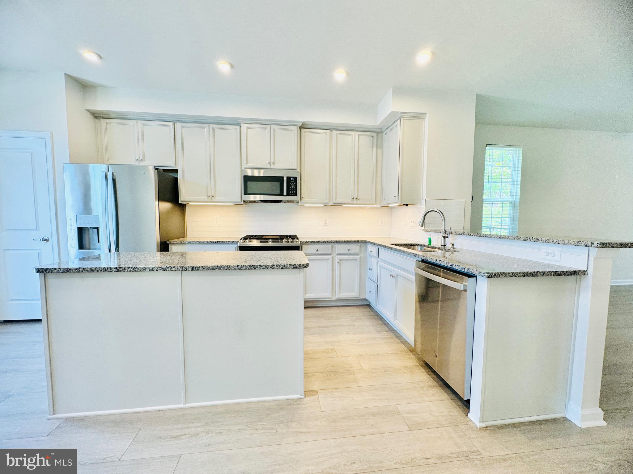 18374 Reaper Hl Court Triangle, VA 22172 - Photo 6 of 23