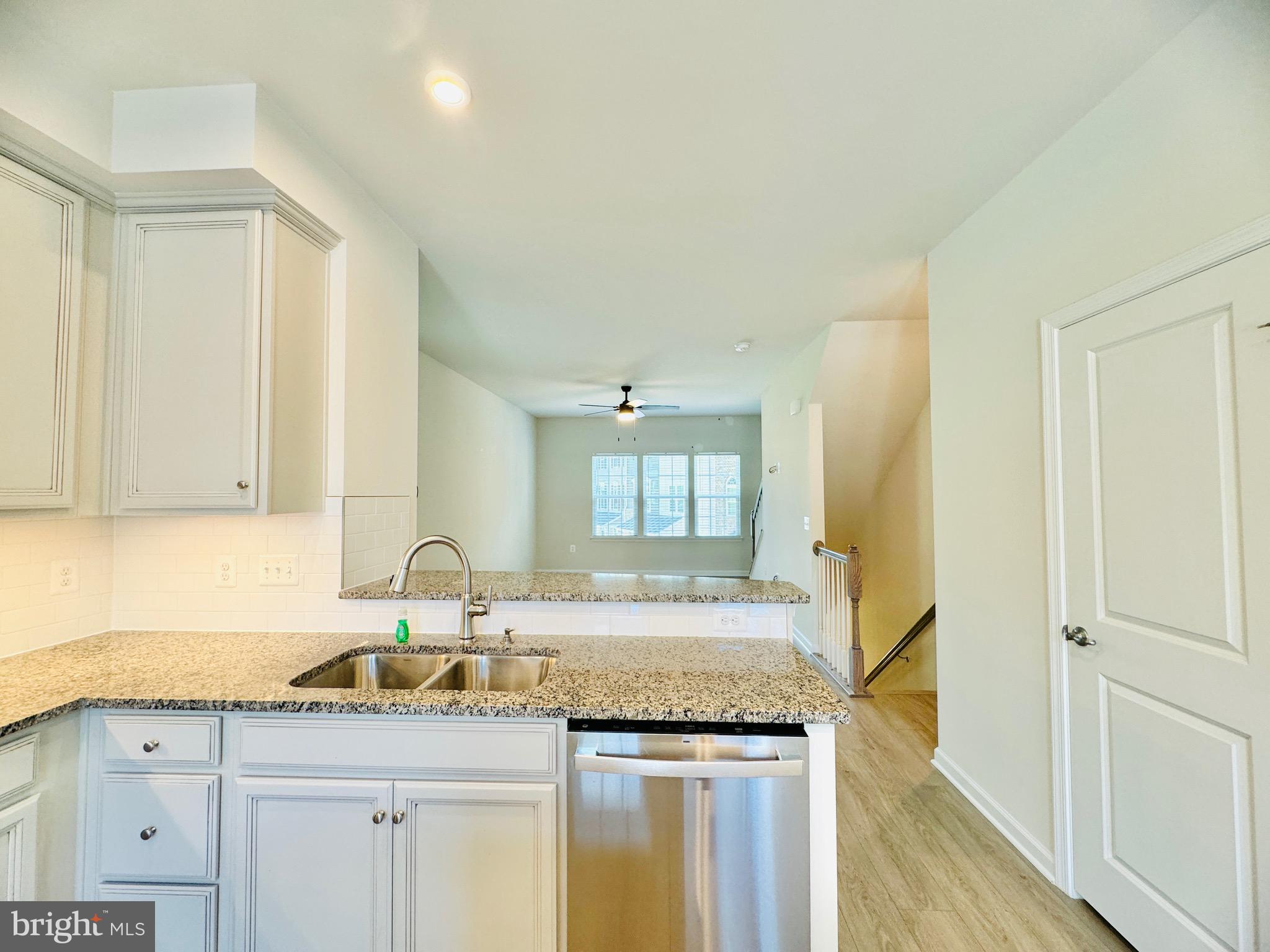 18374 Reaper Hl Court Triangle, VA 22172 - Photo 9 of 23