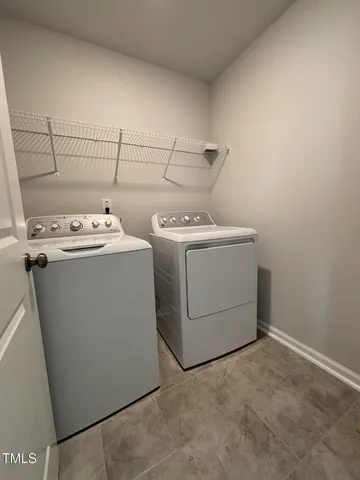 $2,300 | 525 Hanover Shore Lane, Raleigh, NC 27610