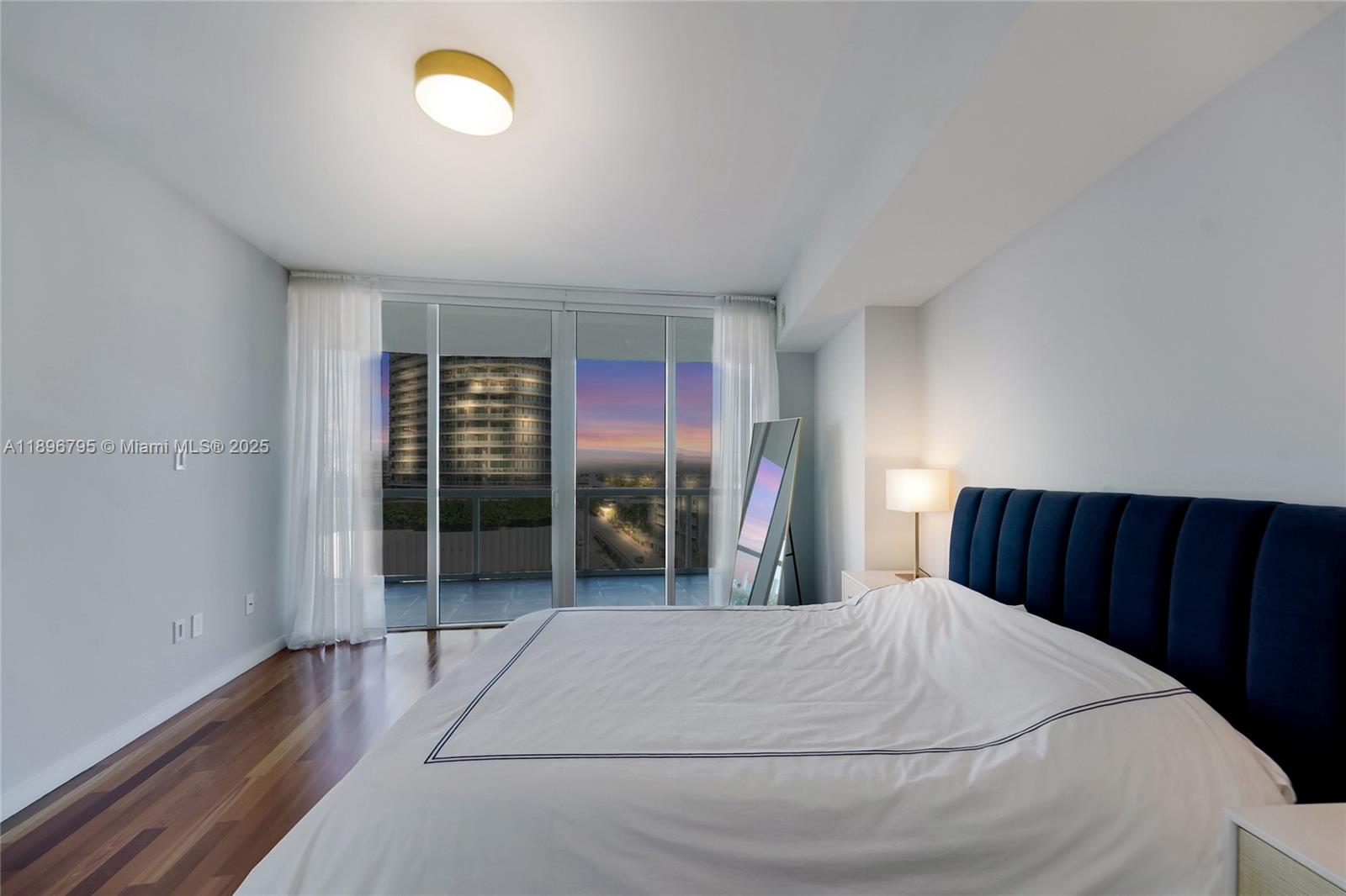 450 Alton Road, Unit 906 Miami Beach, FL 33139 - Photo 15 of 77