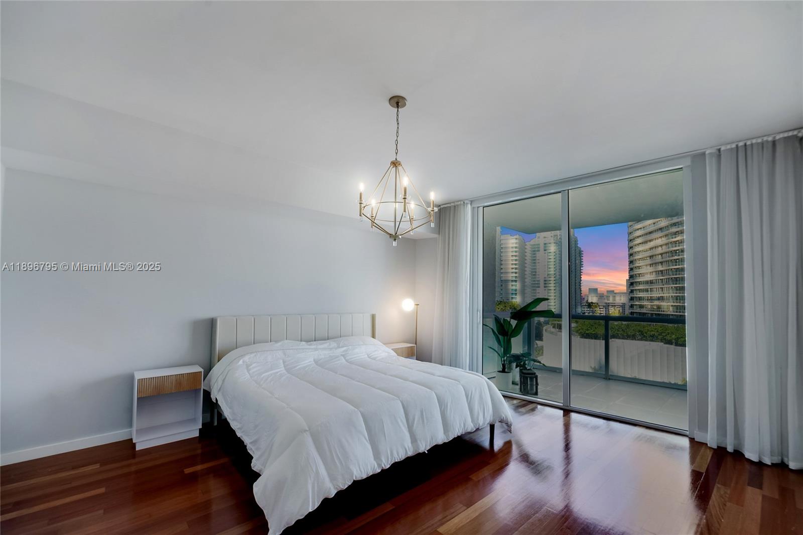 450 Alton Road, Unit 906 Miami Beach, FL 33139 - Photo 22 of 77