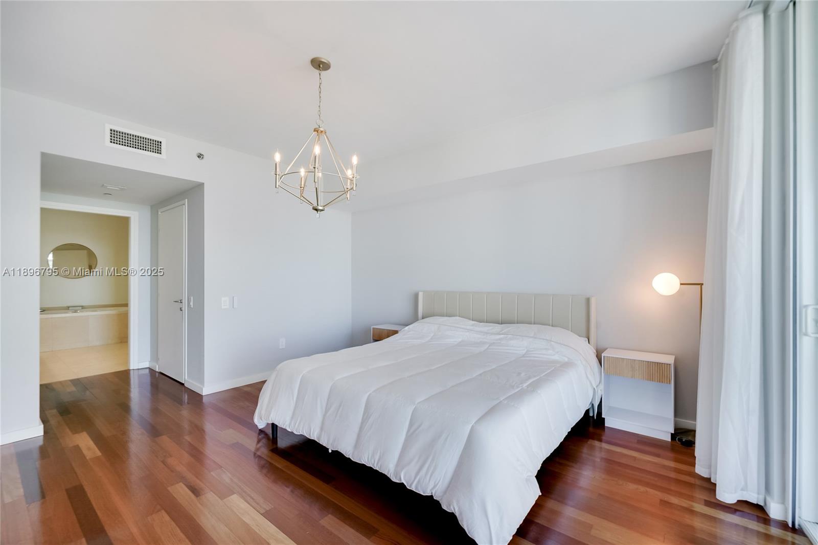 450 Alton Road, Unit 906 Miami Beach, FL 33139 - Photo 27 of 77