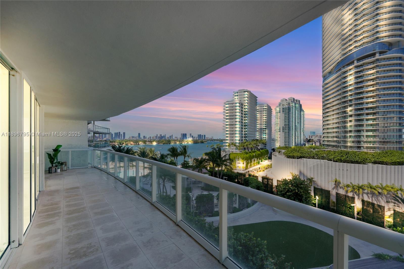 450 Alton Road, Unit 906 Miami Beach, FL 33139 - Photo 31 of 77