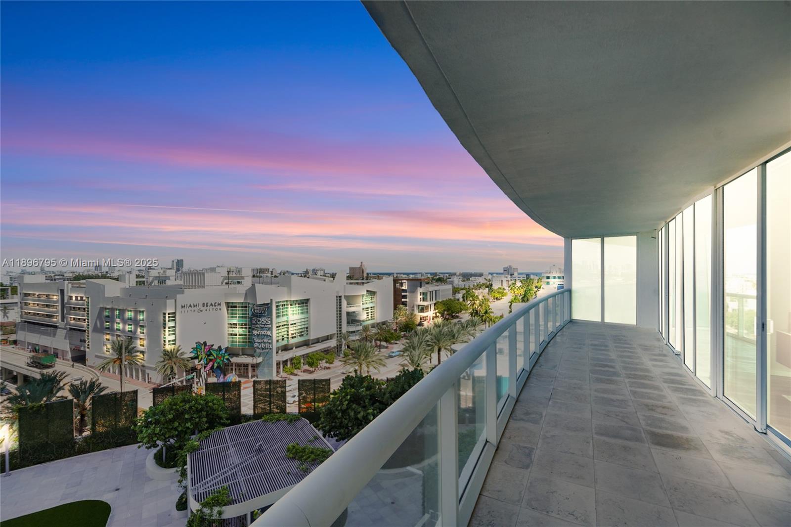 450 Alton Road, Unit 906 Miami Beach, FL 33139 - Photo 34 of 77