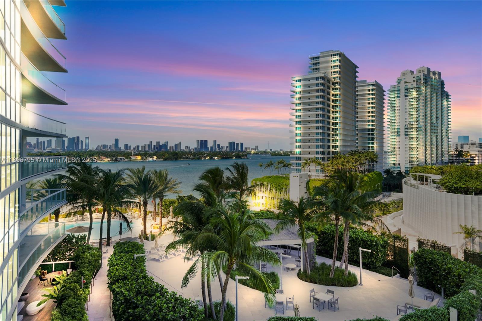 450 Alton Road, Unit 906 Miami Beach, FL 33139 - Photo 38 of 77