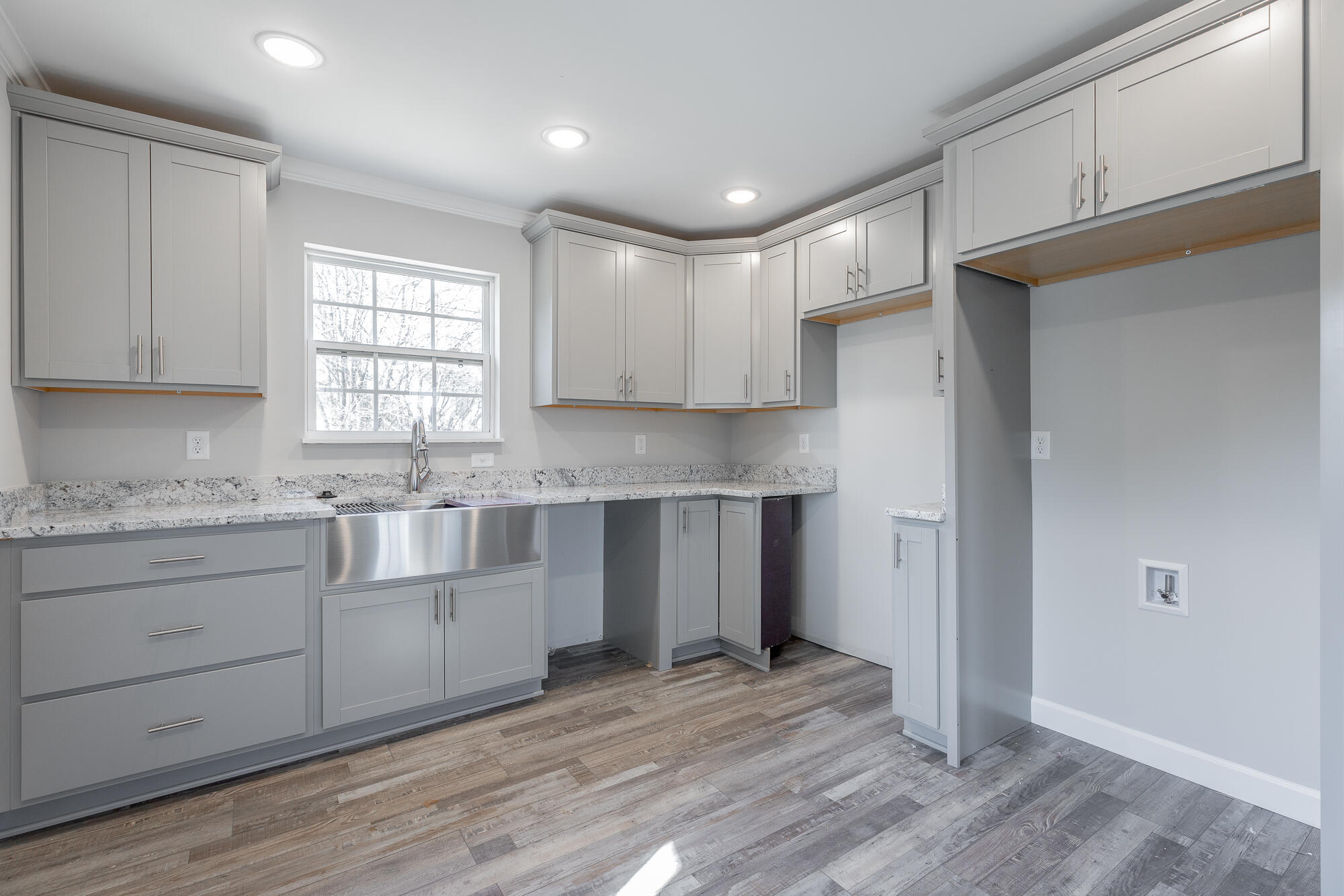 2115 Riverside Drive Chattanooga, TN 37406 - Photo 10 of 39 2115 Riverside Drive HD-8