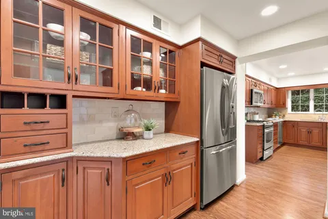 $1,539,000 | 7822 Moorland Lane, Bethesda, MD 20814