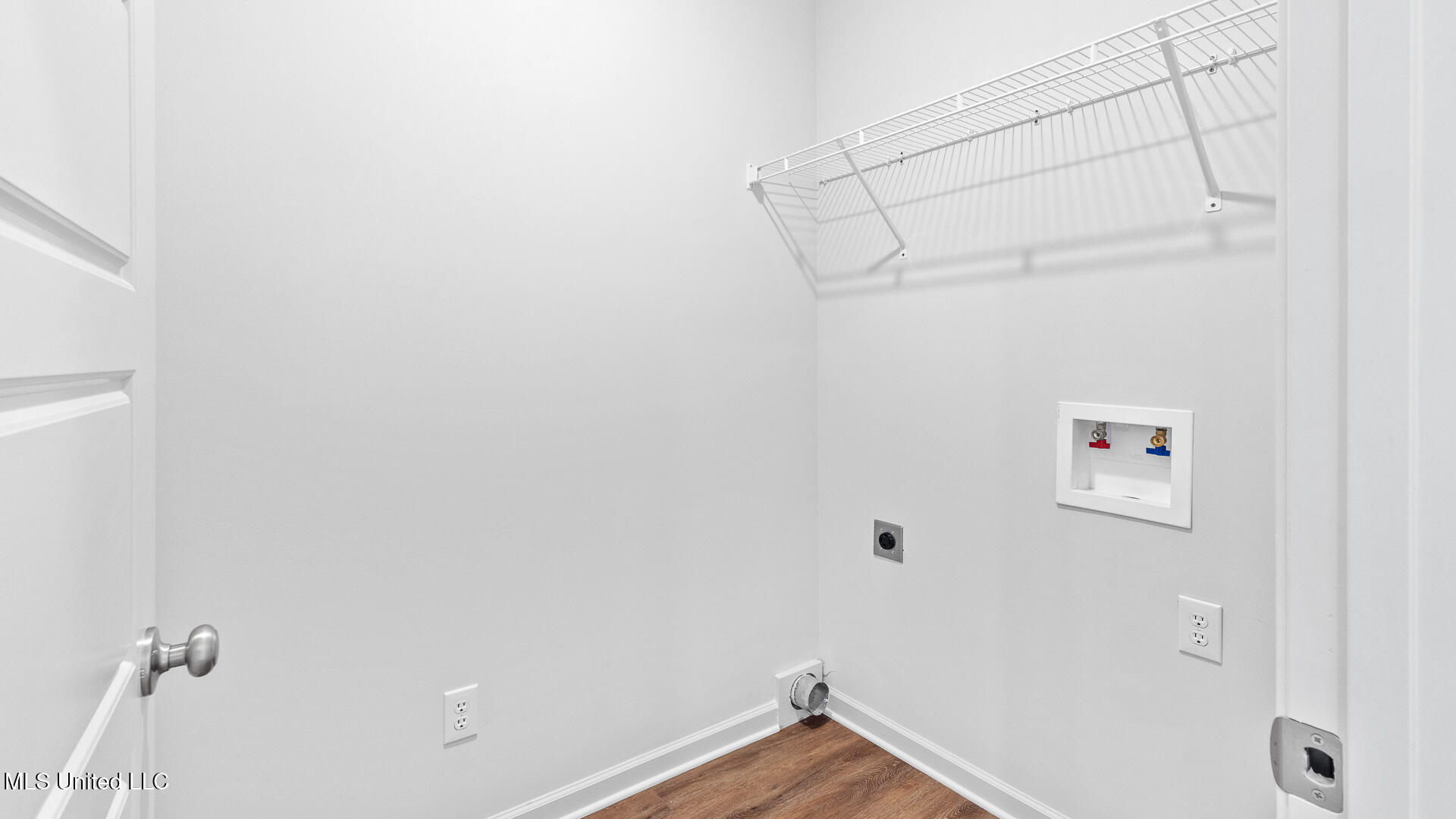 603 Stillwater Cove Pearl, MS 39208 - Photo 6 of 30 MS_Jackson_Pearl_Serenity-Lake_Burke_B11