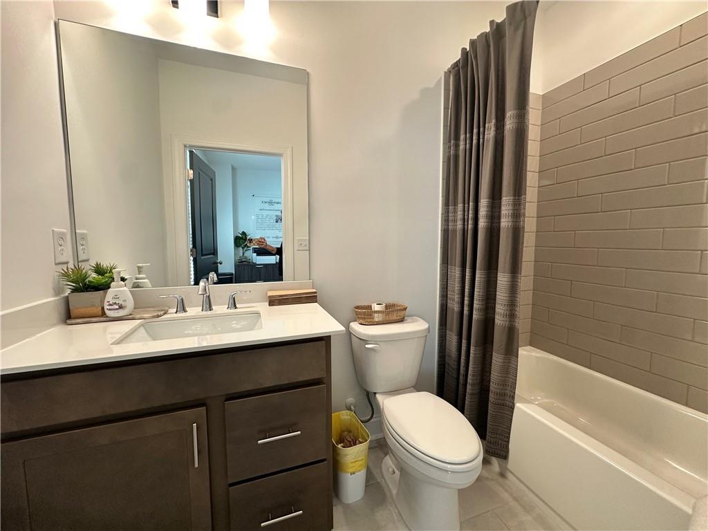 512 Alice Way, Unit D18 Cumming, GA 30040 - Photo 5 of 55