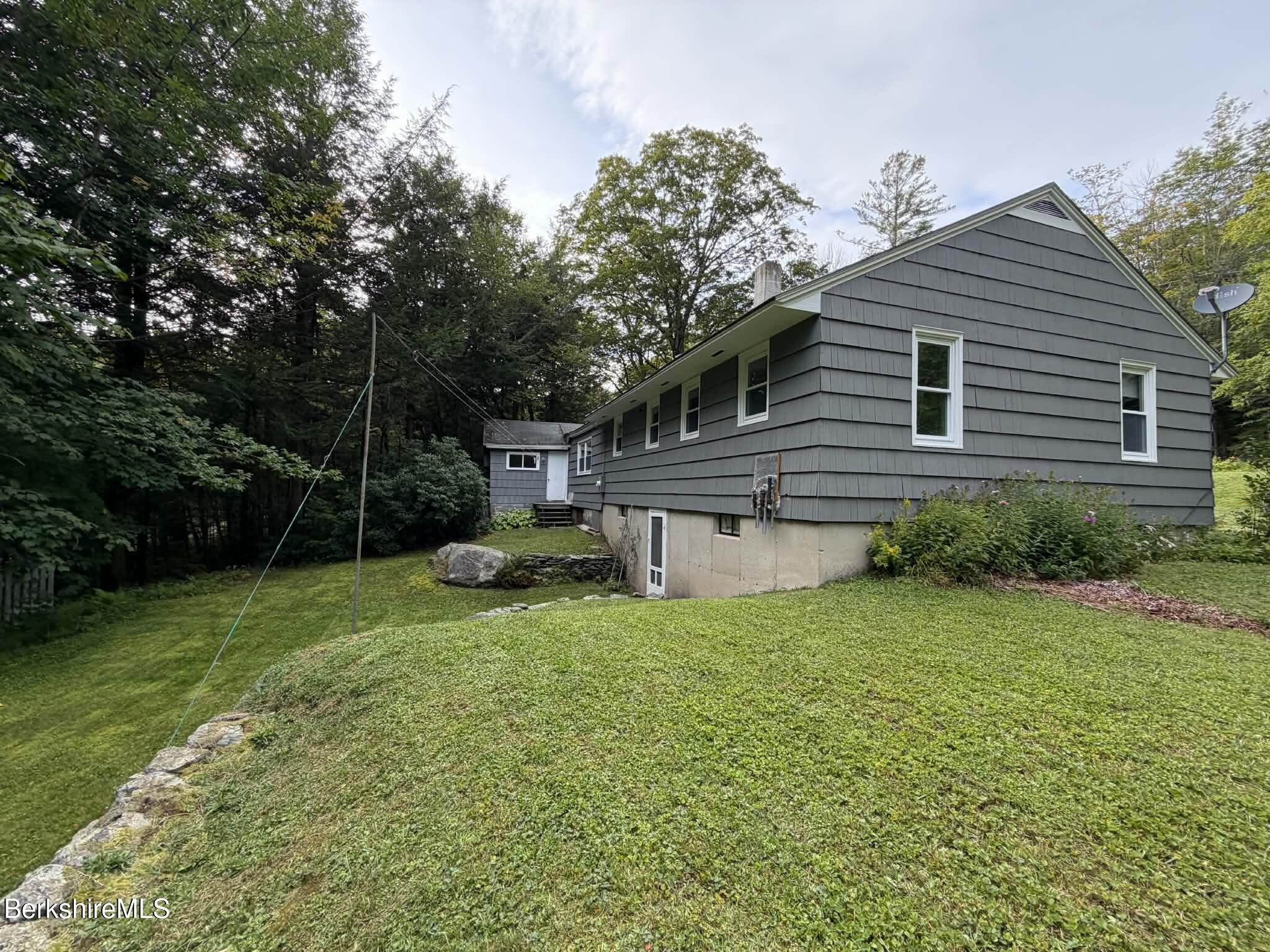 304 Chapel Road Savoy, MA 01256 - Photo 3 of 27 5a3864a7-4074-4e54-80b2-c7b79815baff