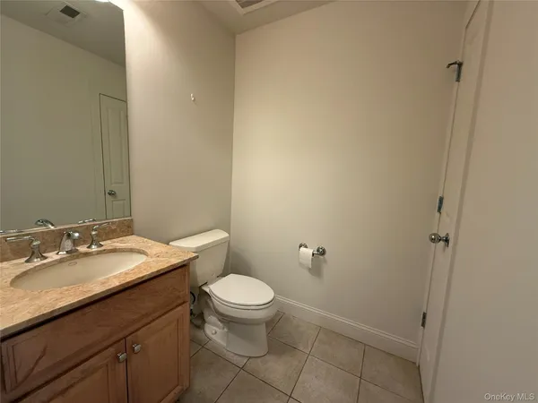 $3,500 | 1405 Round Pointe Drive, Haverstraw, NY 10927