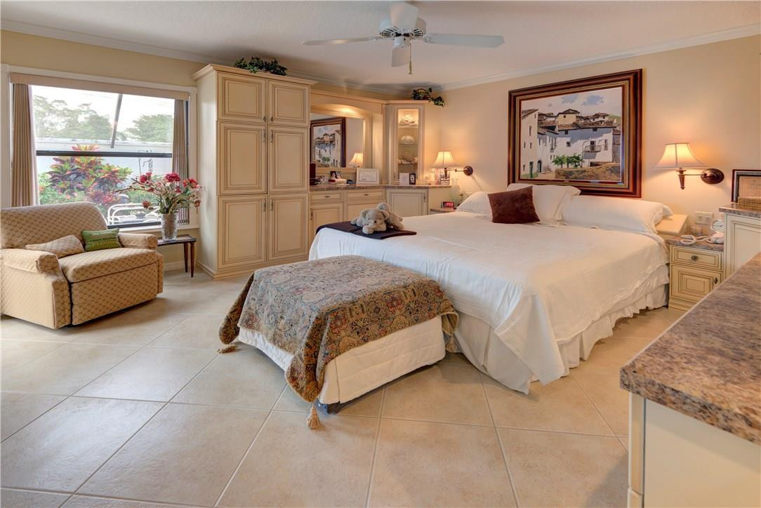 21308 Placida Terrace Boca Raton, FL 33433 - Photo 26 of 33 huge master with built in cabinets