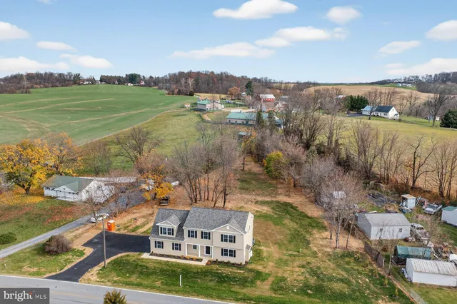 a view of a lake with houses