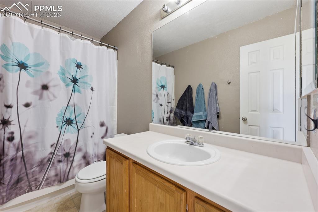990 Ridgebury Place Fountain, CO 80817 - Photo 21 of 40 primary bathroom upstairs