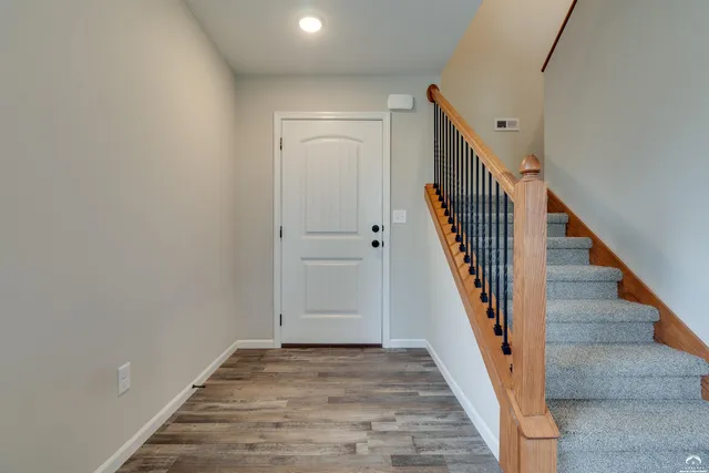 $299,950 | 2810 Chasehire Drive, Lawrence, KS 66046