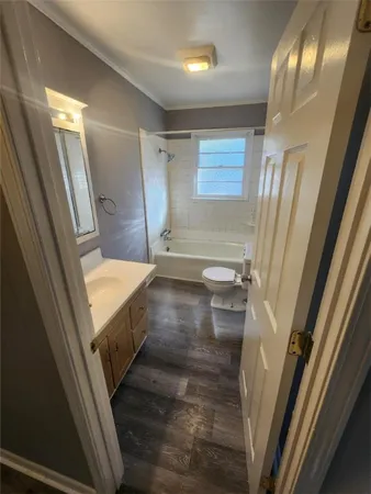 $1,250 | 303 West King Street, Westminster, SC 29693