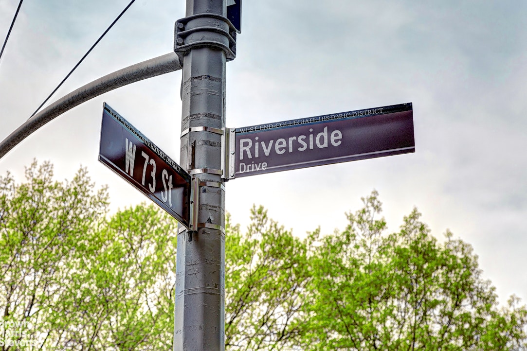 11 Riverside Drive, Unit 10PE Manhattan, NY 10023 - Photo 14 of 15 a view of street sign