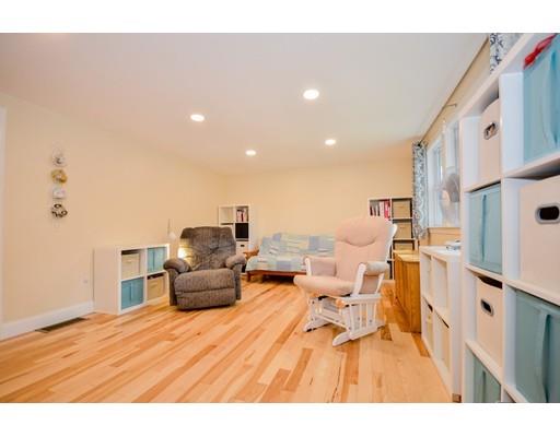 467 Cotuit Road Mashpee, MA 02649 - Photo 5 of 21