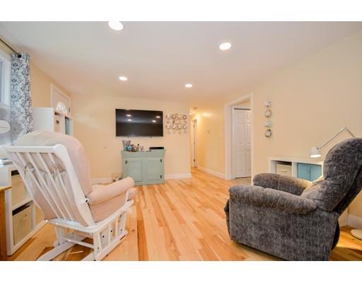 467 Cotuit Road Mashpee, MA 02649 - Photo 6 of 21