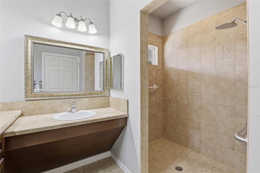 9733 Southwest 104th Lane Gainesville, FL 32608 - Photo 40 of 72