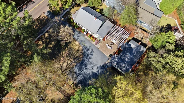 $619,000 | 745 North May Street, Southern Pines, NC 28387