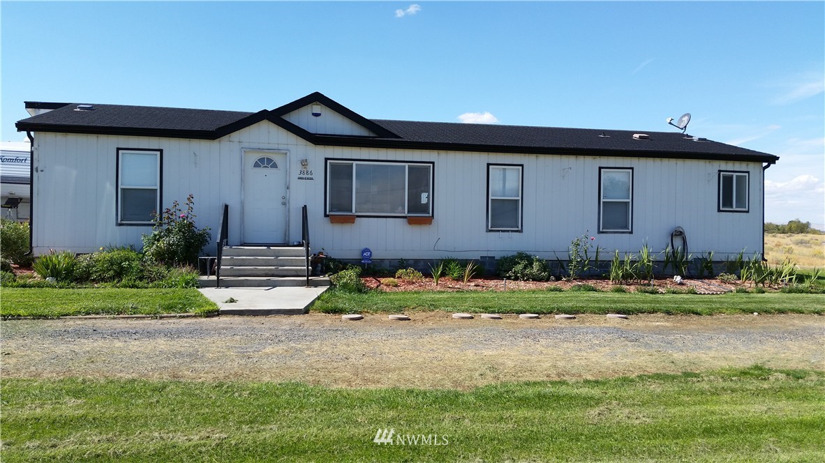 3886 Rd F Northeast Moses Lake, WA 98837 - Photo 1 of 3 Gallery Image 1